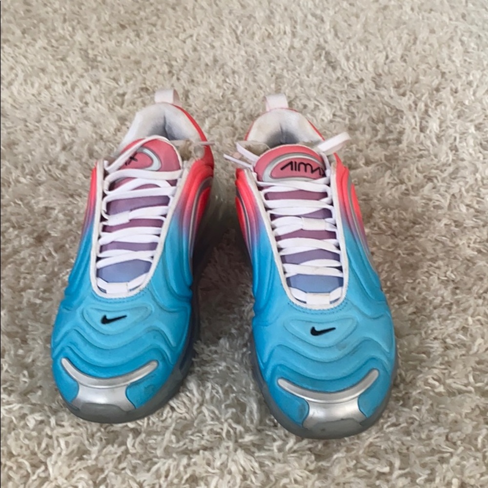 Nike Air Max 720